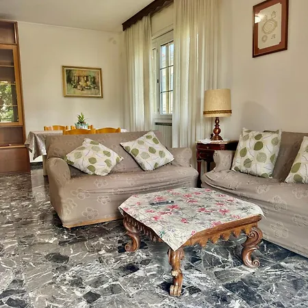 Apartman Abir's 2 Marghera